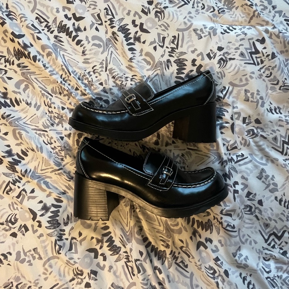 LEI 11 RARE Y2K BONO L.E.I Vintage Chunky Platform Sole Loafers